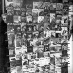 Pulps were on display in April 1934 at this Paris newsstand. Pulps were on display in April 1934 at this Paris newsstand.